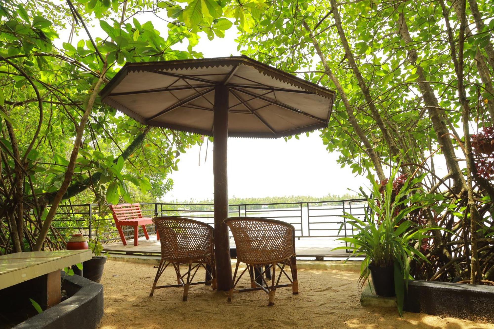 Lakefront Beach Homes Cherai Beach Exteriér fotografie